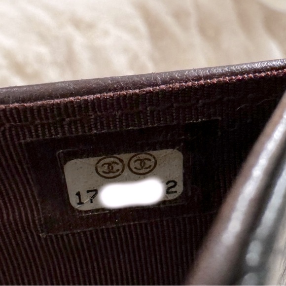 Chanel Quilted Yen Wallet - Picture 13 of 13